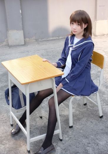年轻的姐妹