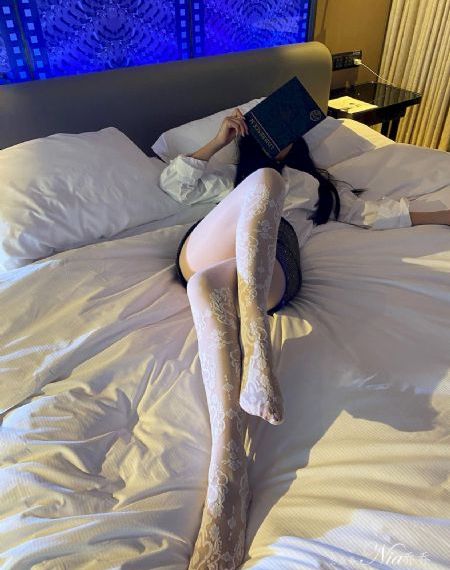 善良的女秘书的目