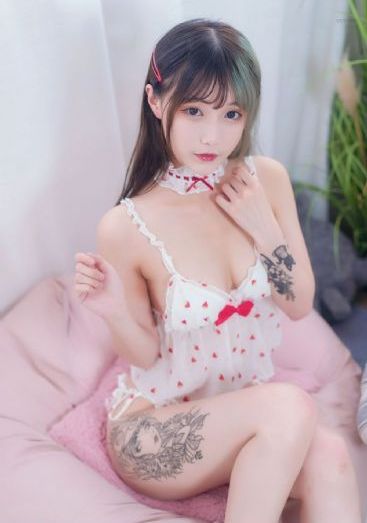观看雨后小故事gif未删减版