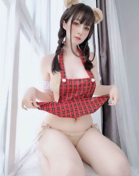 迷人的保姆bd