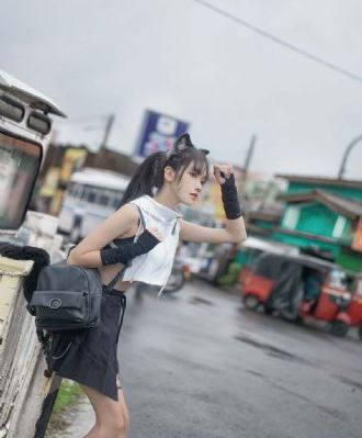 国产人与动人物